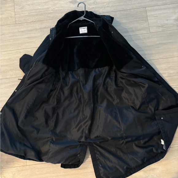 Maternity Winter Jacket - Picture 3 of 3